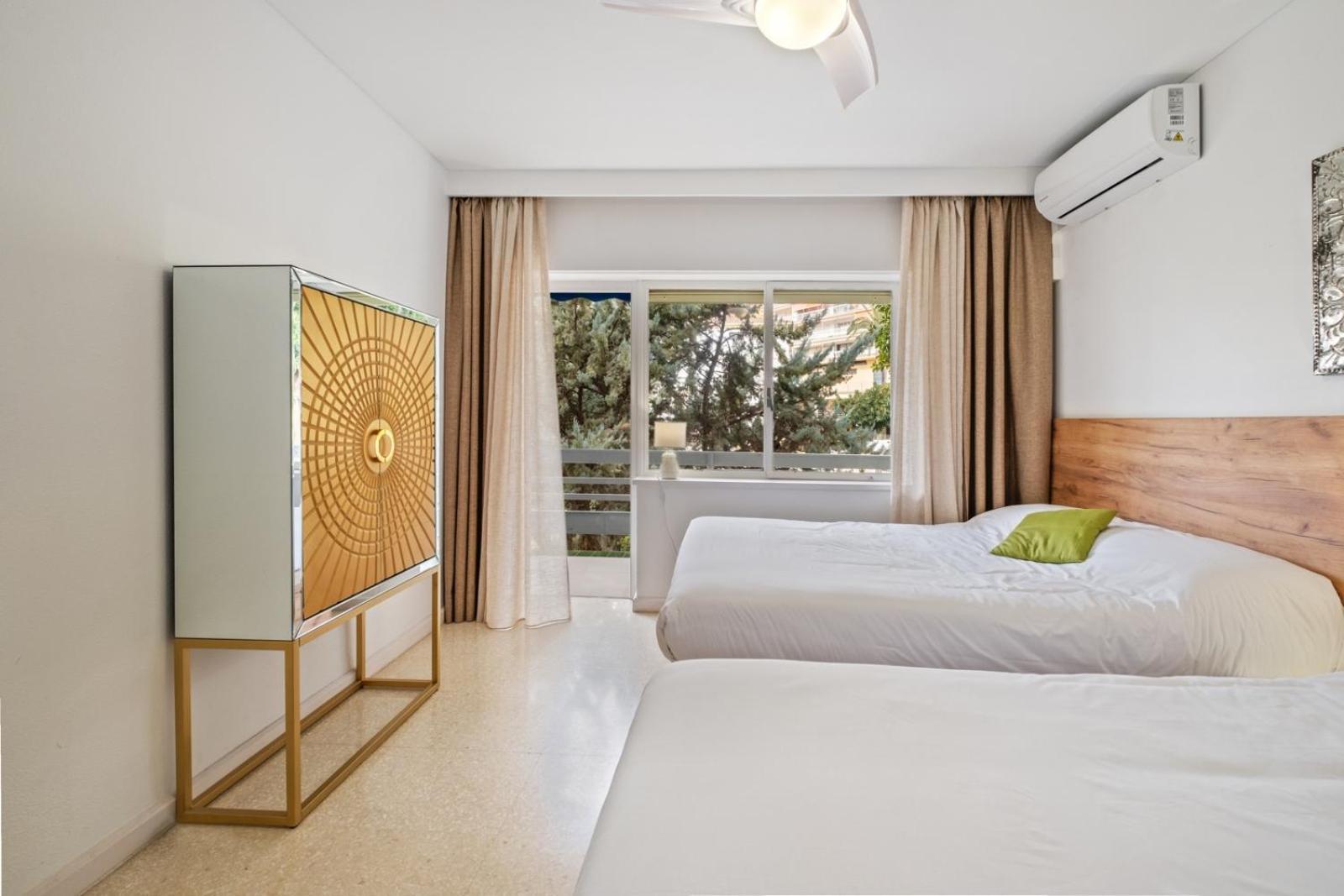 Piso Con 2 Habitaciones, 2 Terrazas Y Piscina Torremolinos Exterior foto